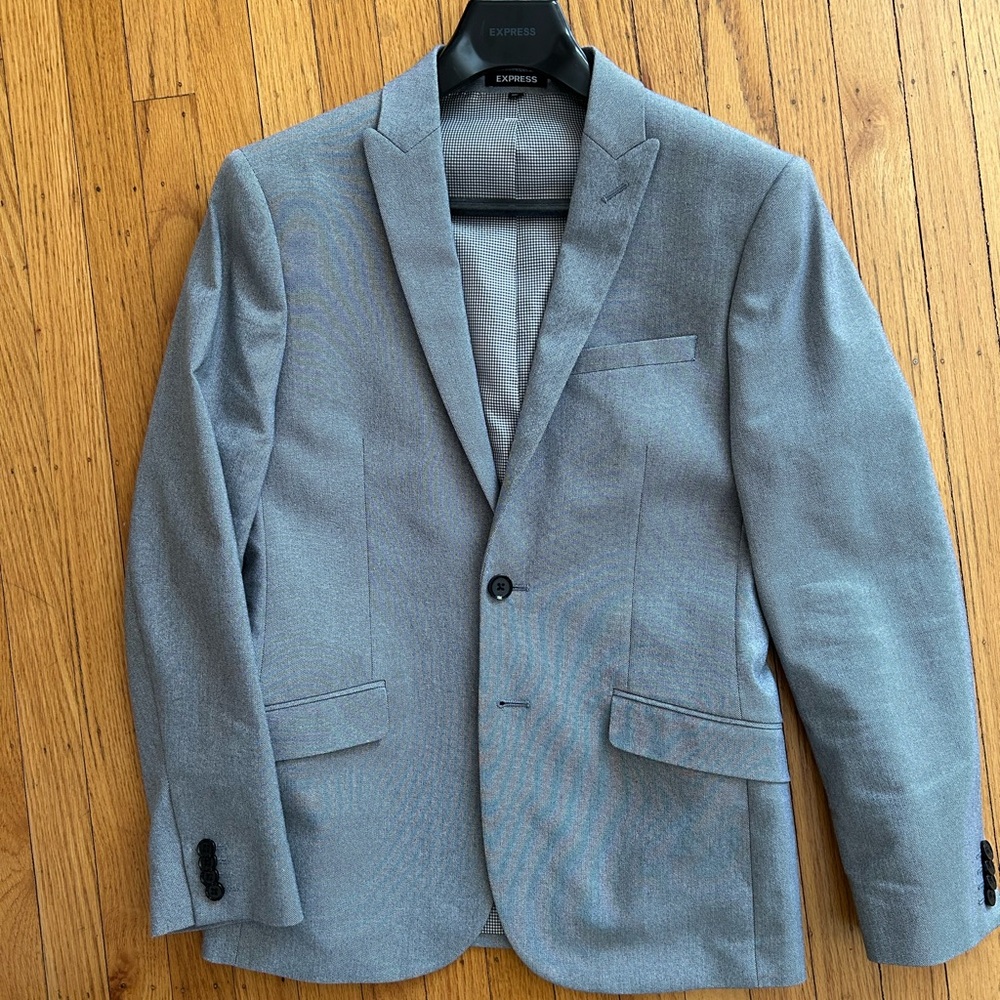 Express Gray Men's Suit - Picture 4 of 10